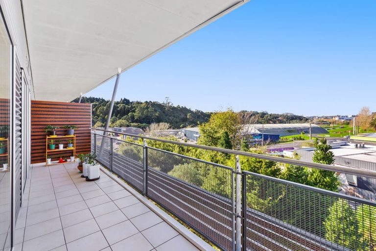 Photo of property in Albany Central, 48a/210 Dairy Flat Highway, Albany, Auckland, 0632
