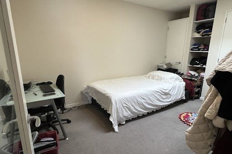 Photo of property in 1/25 Home Street, Mount Victoria, Wellington, 6011