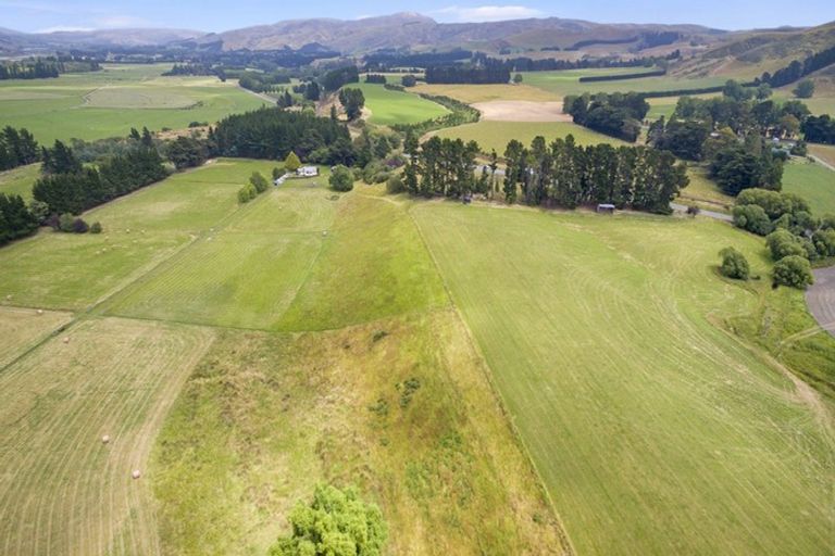 Photo of property in 15 Darrochs Road, Domett, Cheviot, 7382