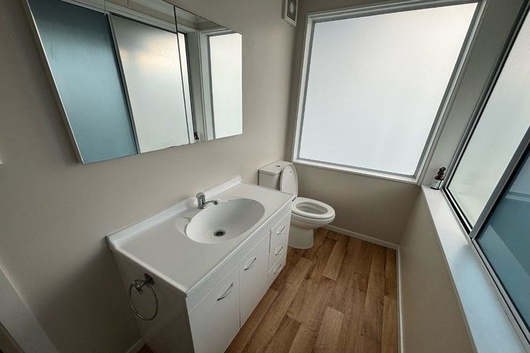 Photo of property in 31 Heretaunga Square, Silverstream, Upper Hutt, 5019