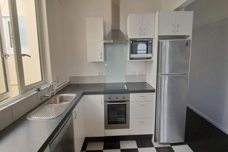 Photo of property in 5/34 Hawkestone Street, Thorndon, Wellington, 6011