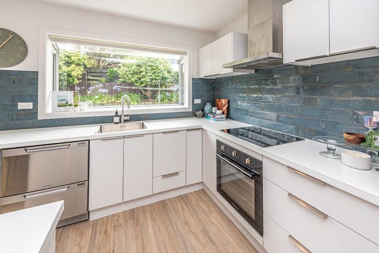 Photo of property in 26 Parkes Avenue, Saint Johns Hill, Whanganui, 4501