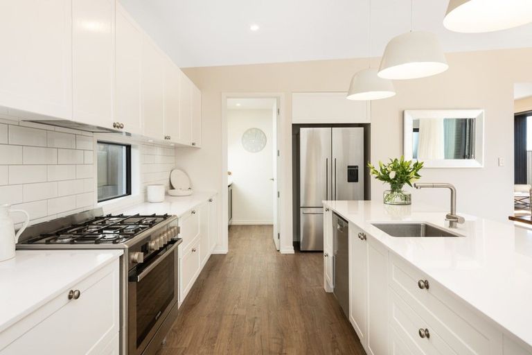 Photo of property in 12 Tuangi Way, Papamoa Beach, Papamoa, 3118