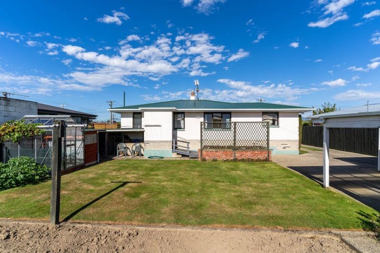 Photo of property in 16 Esk Place, Mosgiel, 9024