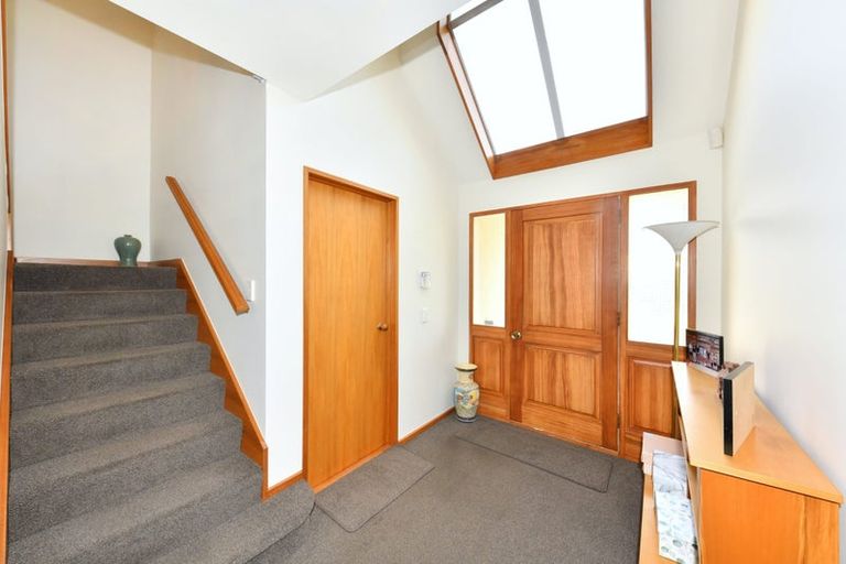 Photo of property in 14 O'connor Place, Burnside, Christchurch, 8053