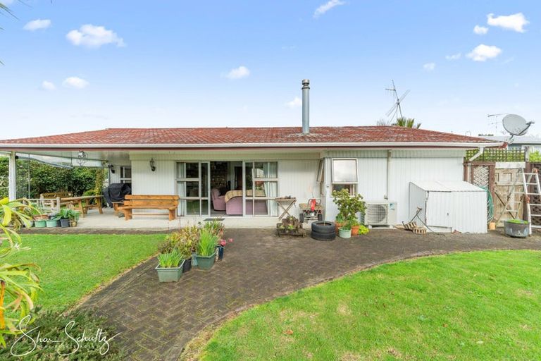 Photo of property in 7 Whaka Street, Maungaturoto, 0520