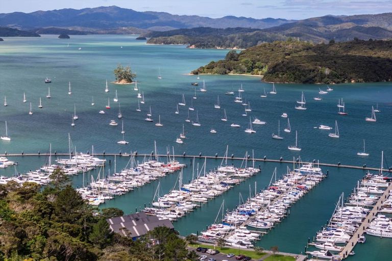 Photo of property in 16 Franklin Street, Opua, 0200