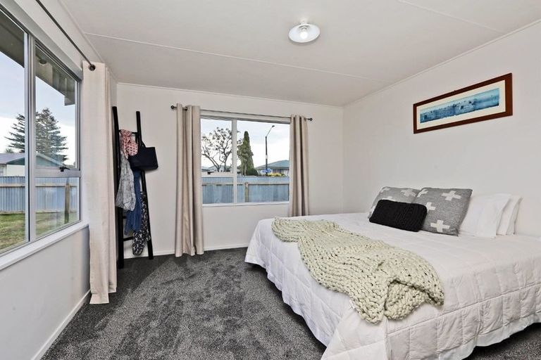 Photo of property in 21 Stanley Street, Flaxmere, Hastings, 4120