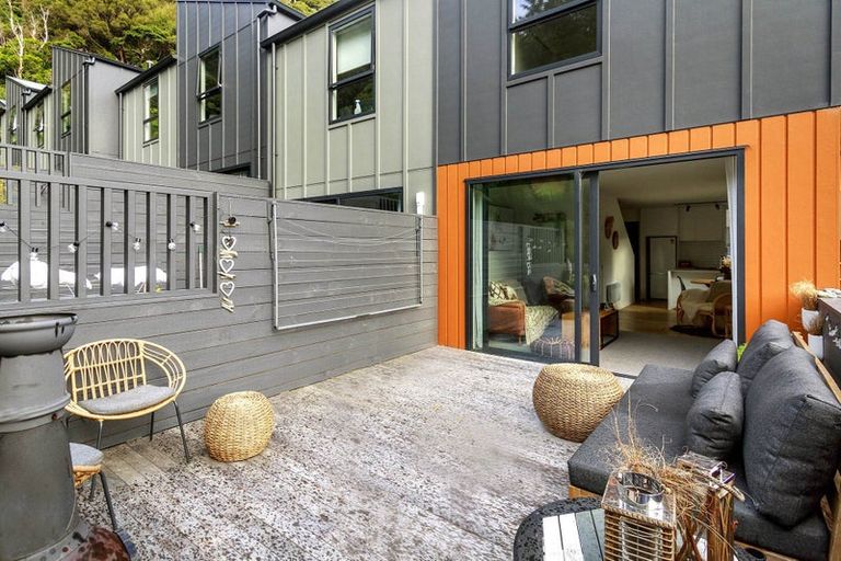 Photo of property in 1 Rato Rise, Waiwhetu, Lower Hutt, 5010