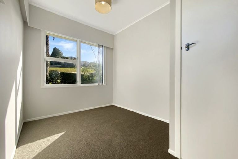 Photo of property in 52 Cyclarama Crescent, Massey, Auckland, 0614