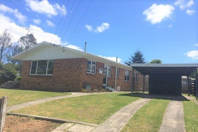 Photo of property in 68 English Street, St Andrews, Hamilton, 3200