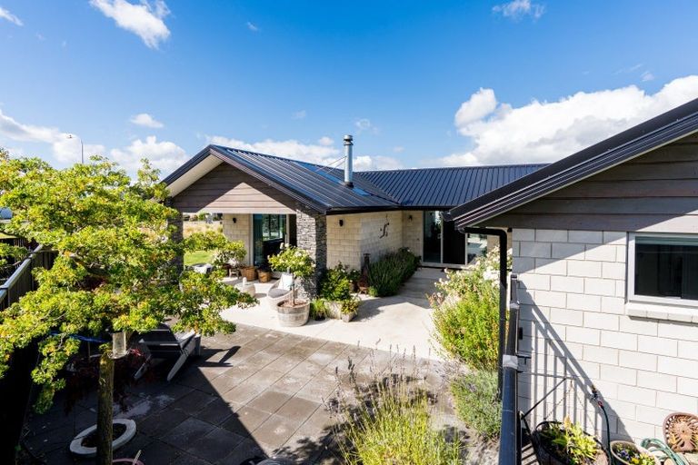 Photo of property in 13 Franks Place, Outram, 9019