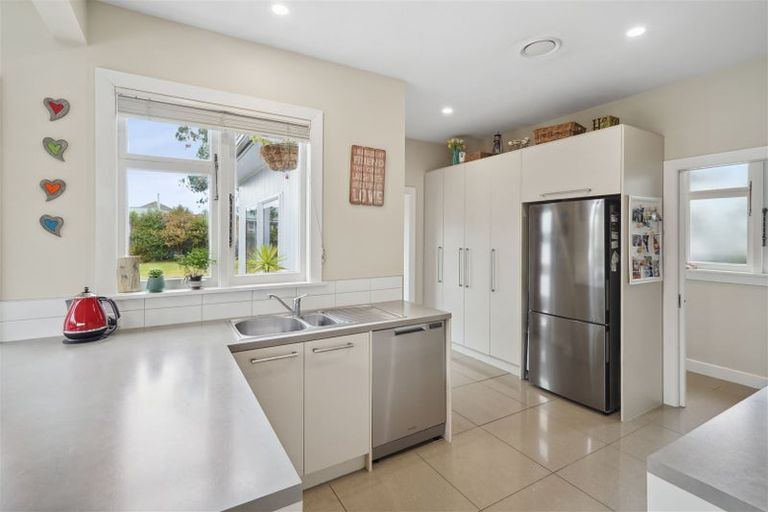 Photo of property in 10 Garnett Avenue, Spreydon, Christchurch, 8024