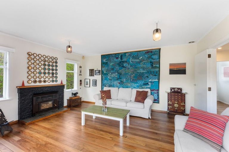 Photo of property in 15 Riwai Street, Paraparaumu, 5032