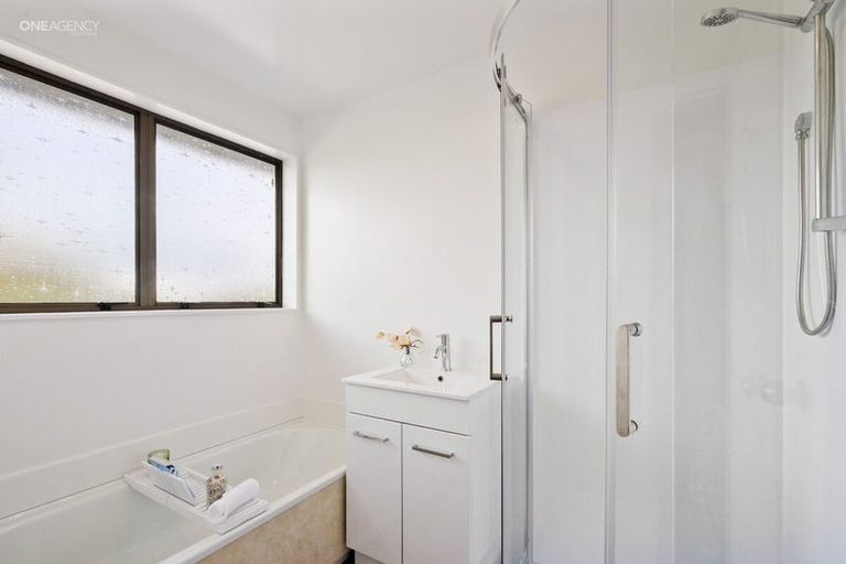 Photo of property in 11 Channel Place, Aranui, Christchurch, 8061