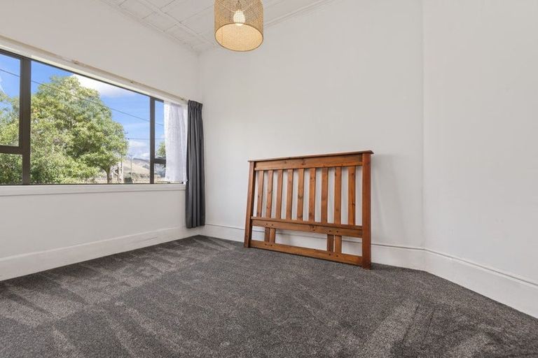 Photo of property in 9-15 Nikau Street, Tokomaru, Palmerston North, 4474
