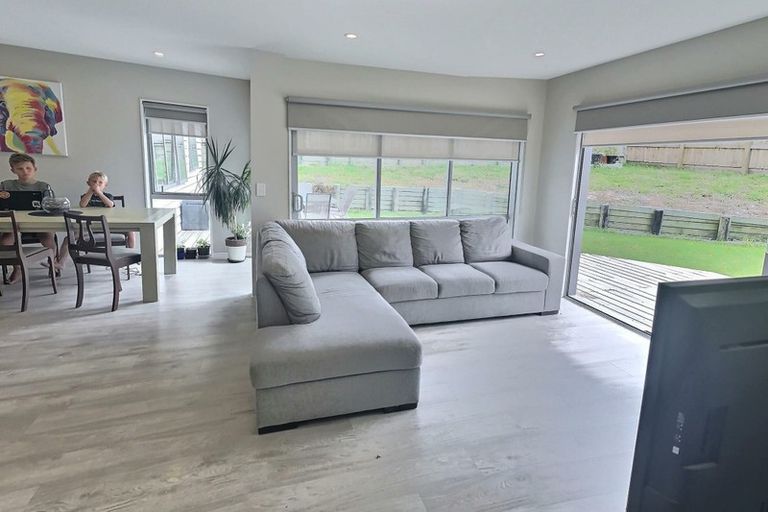 Photo of property in 6 Michelia Lane, Kaukapakapa, Helensville, 0875