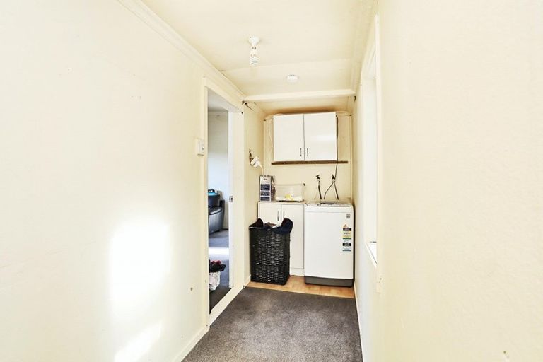 Photo of property in 124 Moulson Street, Strathern, Invercargill, 9812