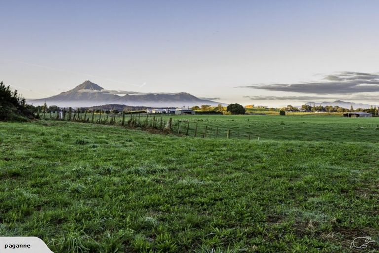 Photo of property in 5 Waipu View Drive, Bell Block, New Plymouth, 4312