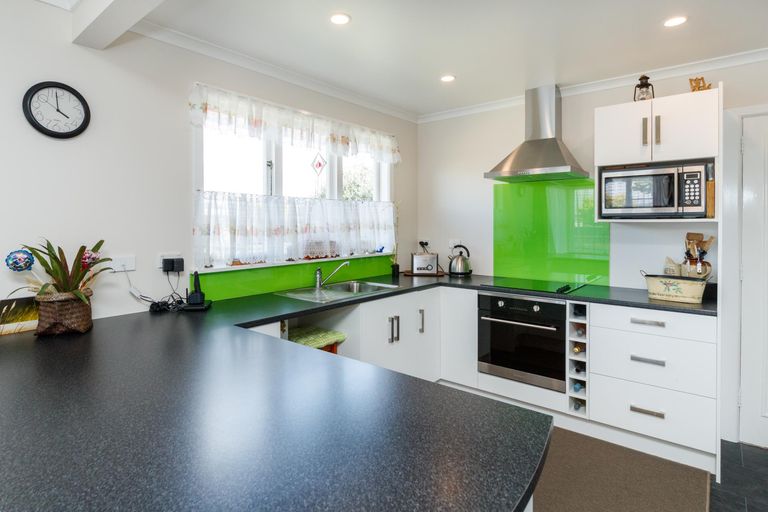 Photo of property in 29 Liverpool Street, Takaro, Palmerston North, 4412