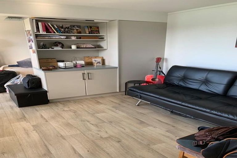 Photo of property in 39 Robieson Street, Roseneath, Wellington, 6011