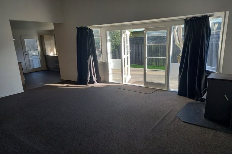Photo of property in 90 Linwood Avenue, Linwood, Christchurch, 8011