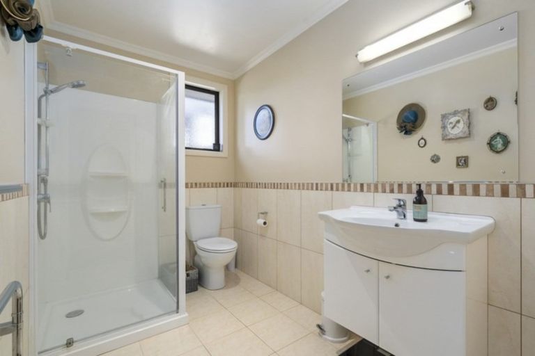 Photo of property in 10 Dittmer Drive, Awapuni, Palmerston North, 4412