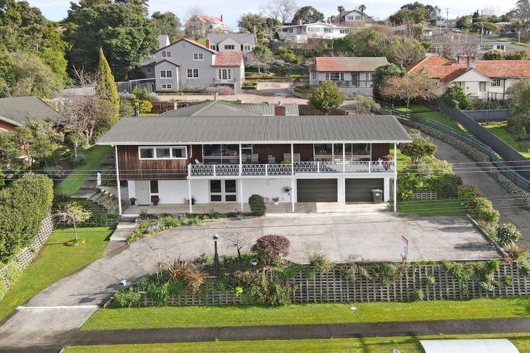 Photo of property in 126 West Street, Feilding, 4702