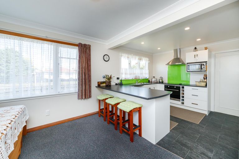 Photo of property in 29 Liverpool Street, Takaro, Palmerston North, 4412