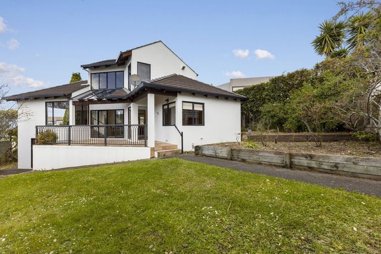 Photo of property in 38 Belmont Terrace, Milford, Auckland, 0620