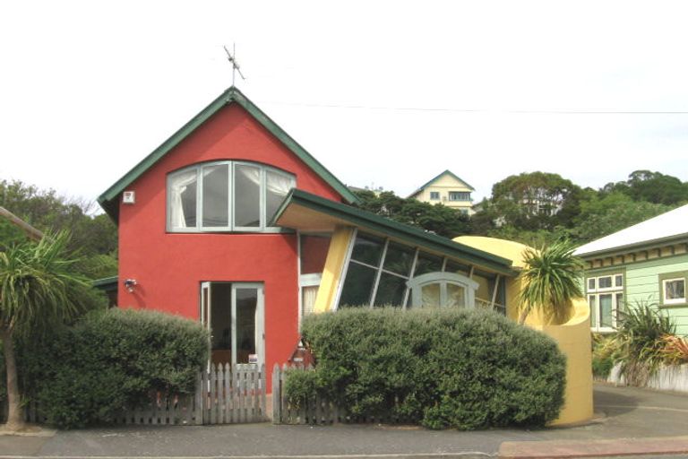 Photo of property in 7 Regent Street, Newtown, Wellington, 6021
