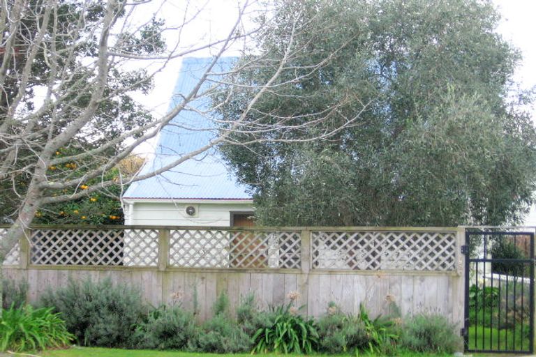 Photo of property in 122a Lincoln Road, Whangamata, 3620