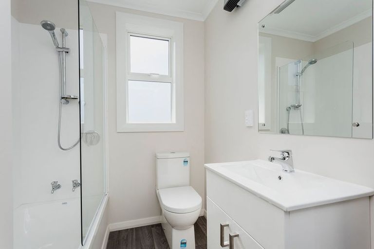 Photo of property in 11 Prince Albert Road, Saint Kilda, Dunedin, 9012