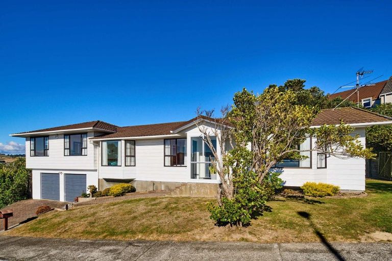 Photo of property in 84 Cunliffe Street, Churton Park, Wellington, 6037
