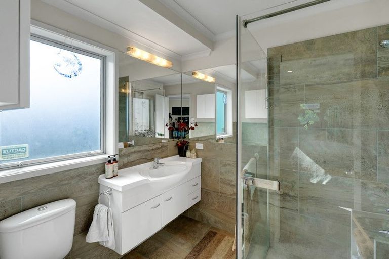 Photo of property in 2 Parkvue Drive, Bell Block, New Plymouth, 4312