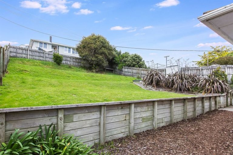 Photo of property in 44 Downes Street, Titahi Bay, Porirua, 5022