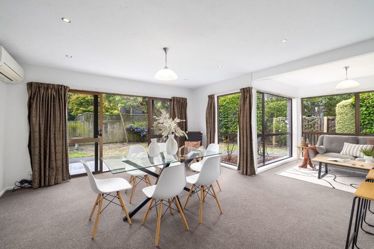 Photo of property in 21 Wadeley Road, Ilam, Christchurch, 8041