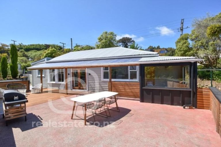 Photo of property in 50 Beaconsfield Road, Portobello, Dunedin, 9014