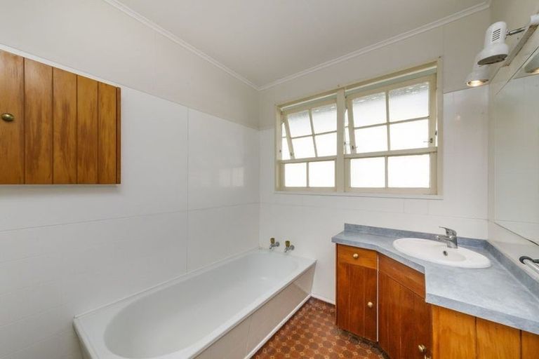 Photo of property in 91 Bridge Street, Bulls, 4818