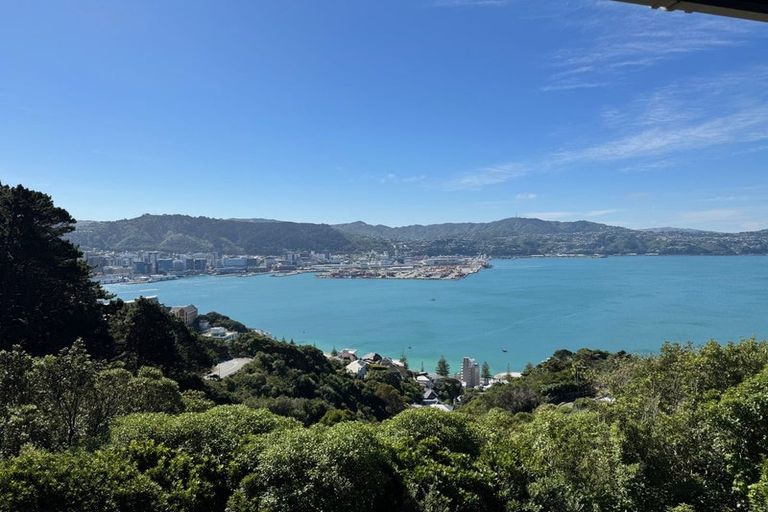 Photo of property in 38 Robieson Street, Roseneath, Wellington, 6011