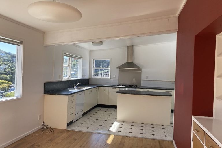 Photo of property in 8 Astor Street, Karori, Wellington, 6012