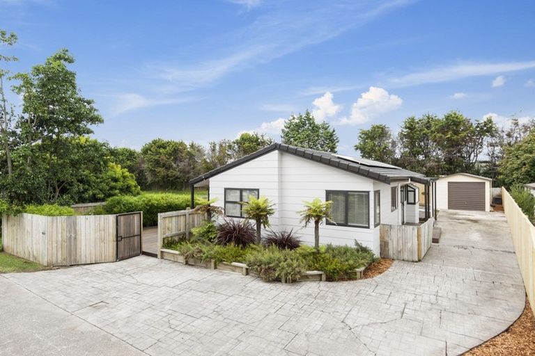 Photo of property in 13 Novelle Grove, Papamoa Beach, Papamoa, 3118