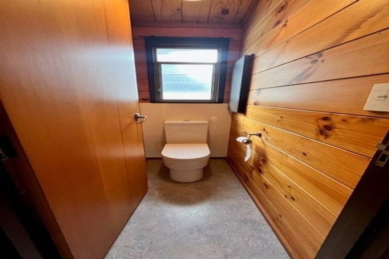 Photo of property in 48 Mulberry Street, Maungaraki, Lower Hutt, 5010