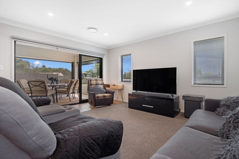 Photo of property in 42a King Street, Waiuku, 2123