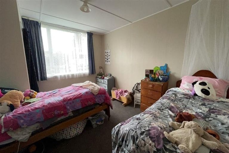 Photo of property in 82-84 Queen Street, Westport, 7825