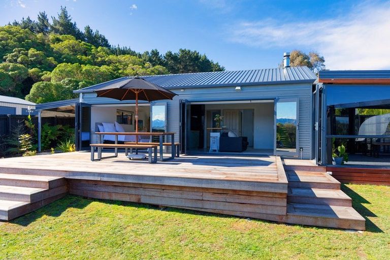 Photo of property in 48 Kotare Place, South Bay, Kaikoura, 7300