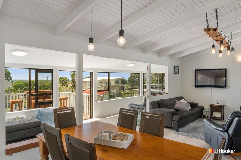 Photo of property in 183 Seaforth Road, Waihi Beach, 3611