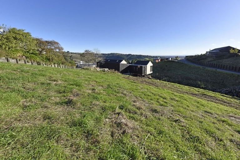 Photo of property in 2 Halcyon Way, Cashmere, Christchurch, 8022