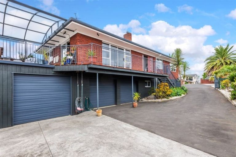 Photo of property in 201 Te Atatu Road, Te Atatu South, Auckland, 0610