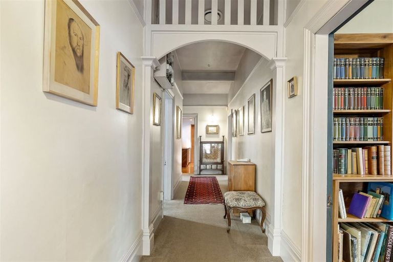 Photo of property in 10 Weston Road, St Albans, Christchurch, 8052